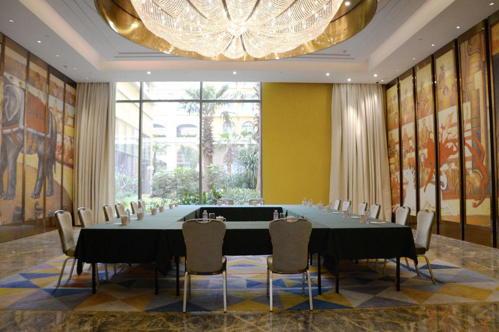 Chimelong Circus Hotel Zhuhai Eksteriør billede